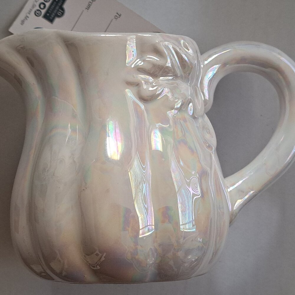 Whimsical Cupboard 10 Strawberry Street Gravy Bowl New Item